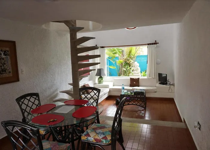 Anclas Hotel 3*